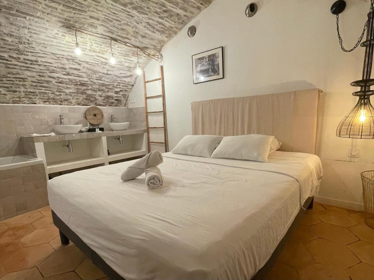 Residence Les Hauts De Saint Charles Marseille Eksteriør bilde